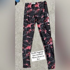Dedfit apparel leggings